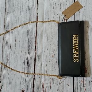 🆕️ STEVE MADDEN BLACK AND GOLD  CROSSBODY/CLUTCH 🧡